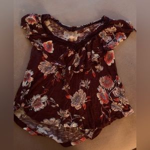 Floral burgundy top